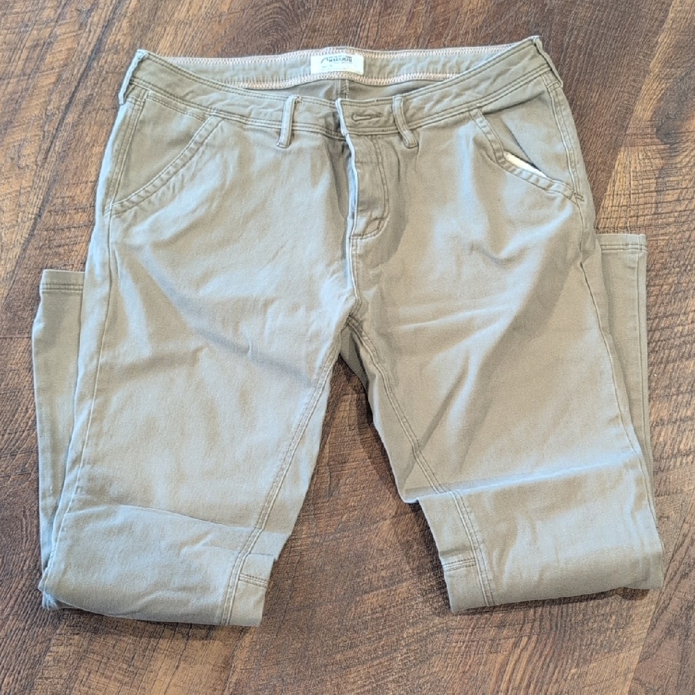 Mountain Khakis Classic Fit Tan Pants